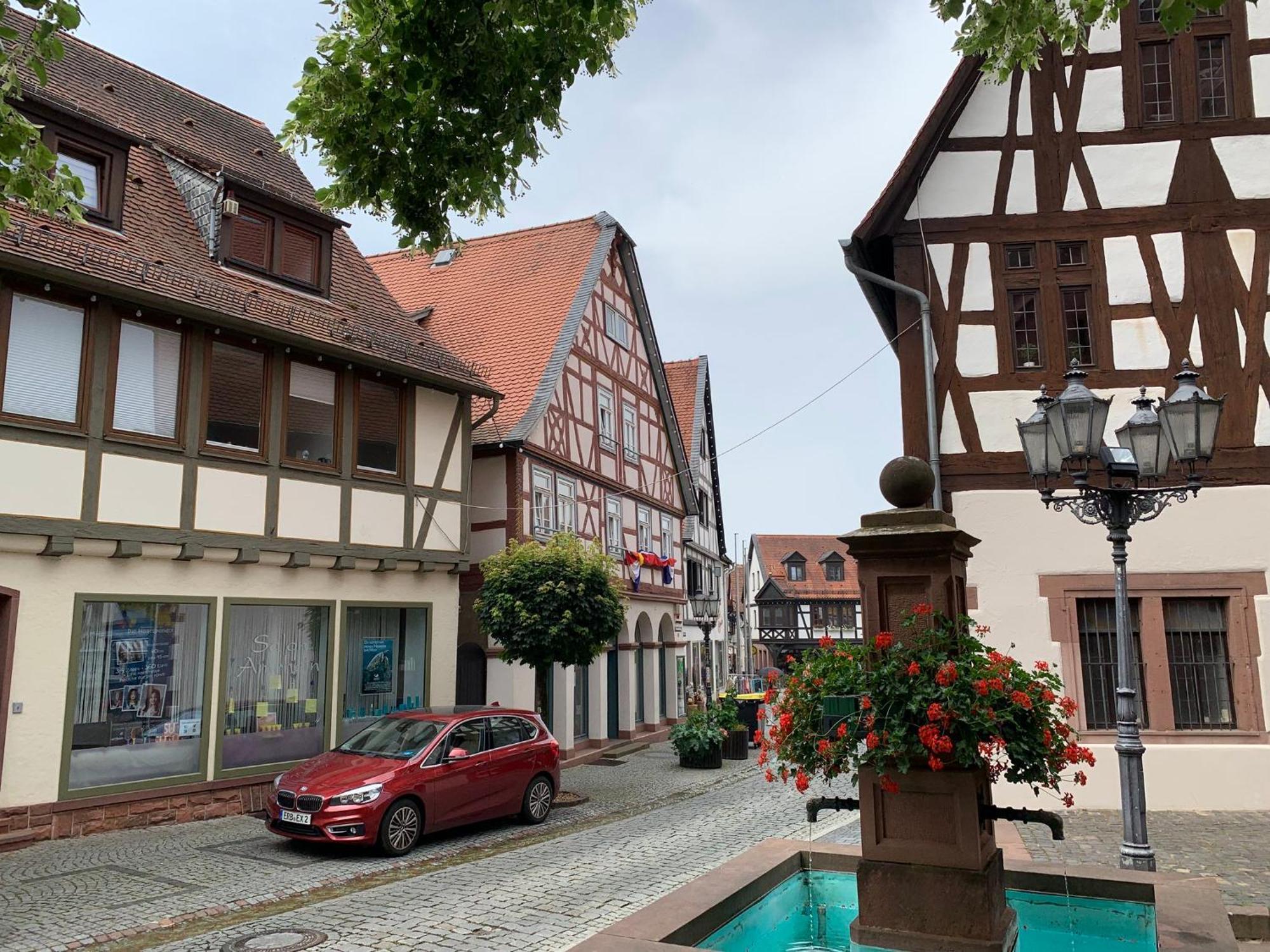 Apartment Am Historischen Rathaus Michelstadt Exterior photo